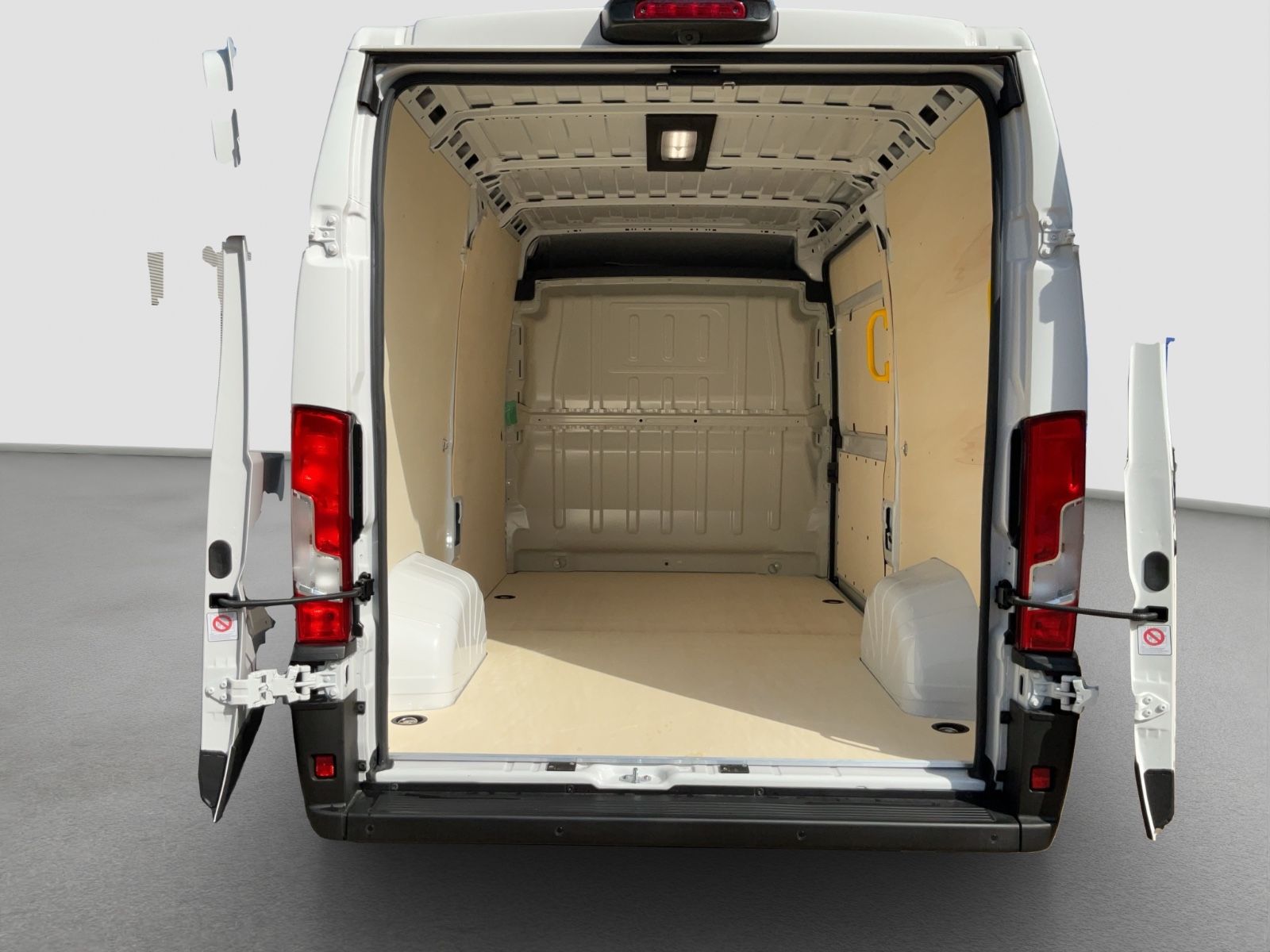 Fahrzeugabbildung Fiat Ducato L2 H2 140 Multijet + Laderaumpaket