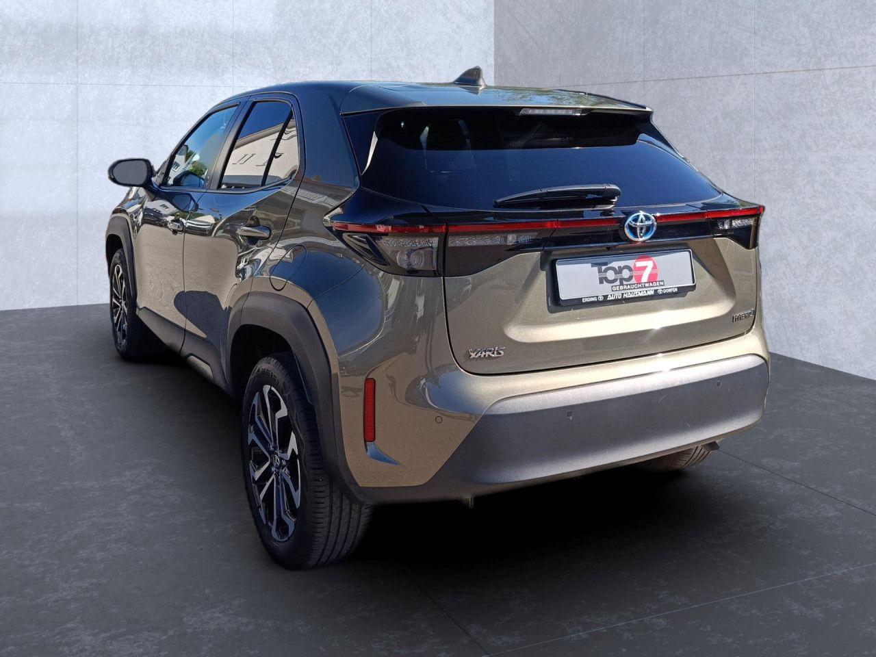 Toyota Yaris Cross 1.5 Hybrid Team D "Safety,Navi" LED