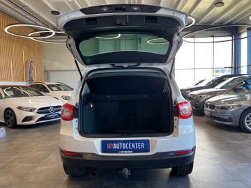 Volkswagen Tiguan Team 4Motion *Parkassistent*Navi*Kamera*