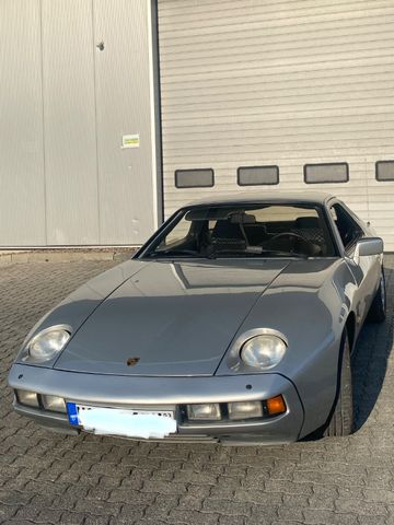 Porsche 928 1.Serie Schalter, Sportfahrwerk, Sperrdiff