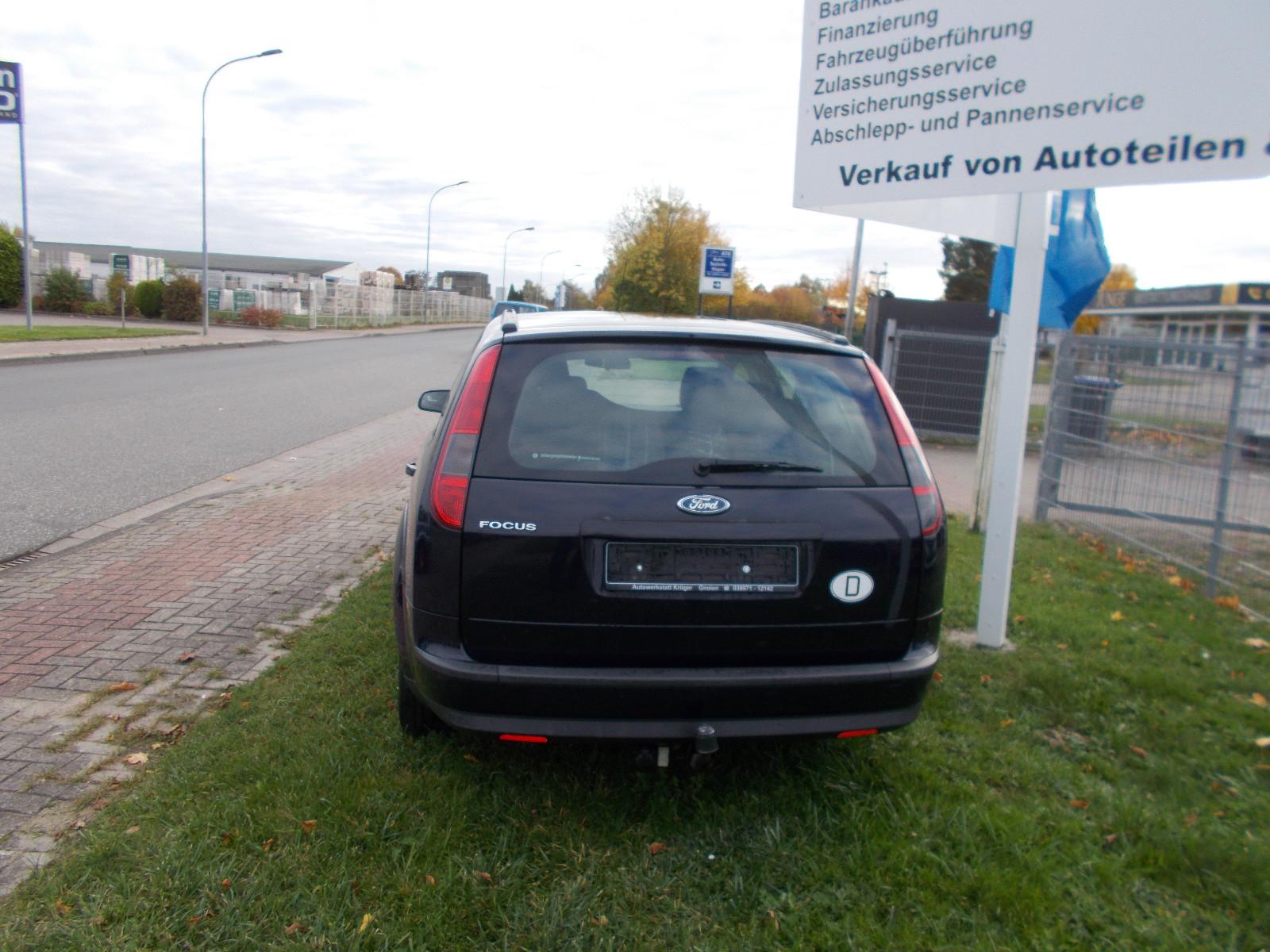 Ford Focus 2006 — engine 1.596 cm³, 101 HP (74kW)
