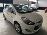 Hyundai ix20 1.6 CRDi blue drive Euro5 PanoramaDach - Hyundai ix20 mit Diesel-Antrieb