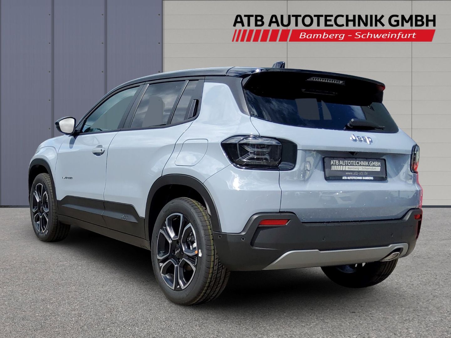 Fahrzeugabbildung Jeep Avenger Summit Sonderlack SHZ, 360°Sensoren, Key