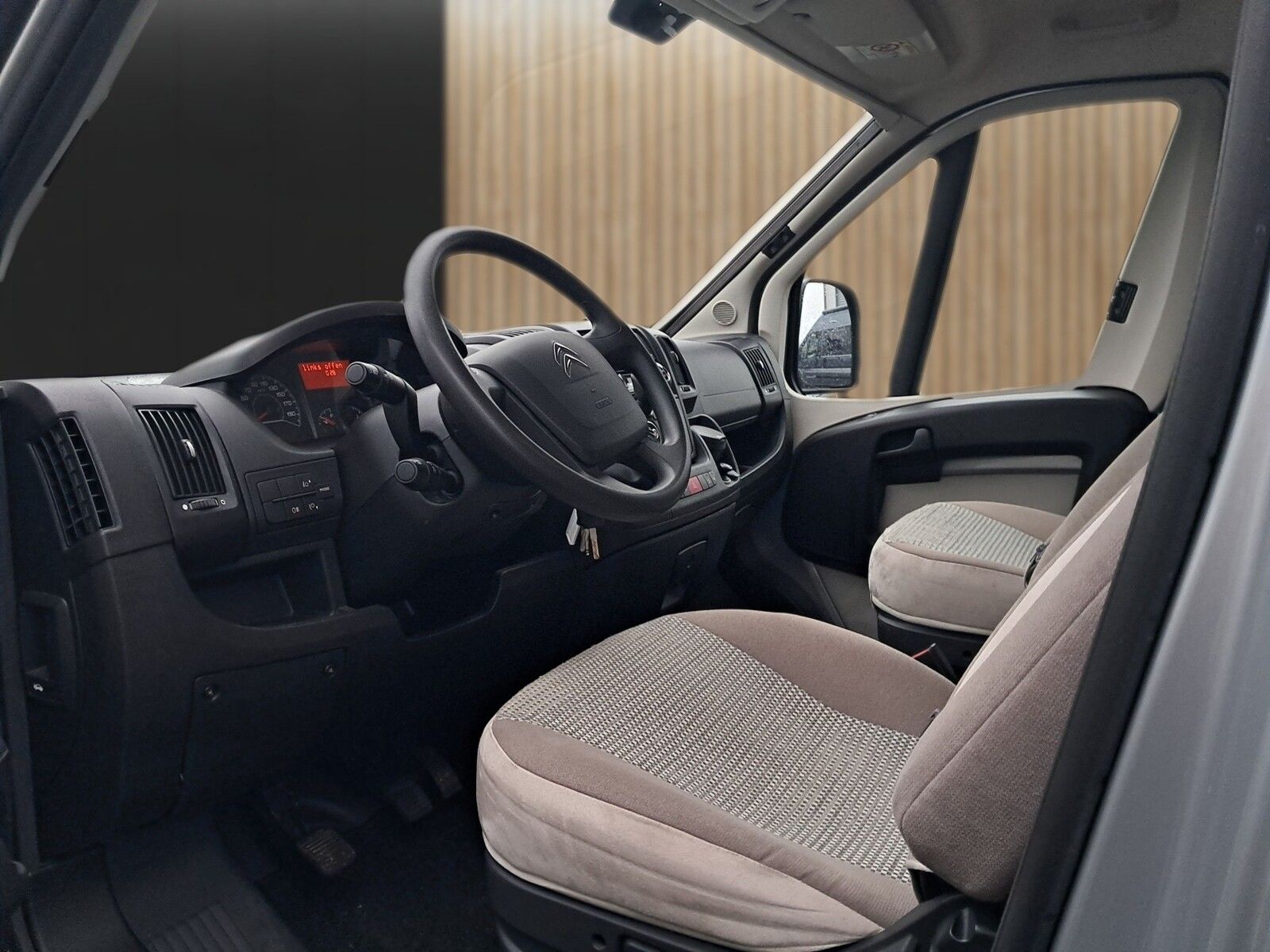 Fahrzeugabbildung Pössl 2Win Citroen Fahrradträger,Radio