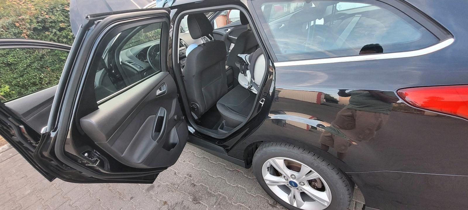 Ford Focus 2015 — photo 13