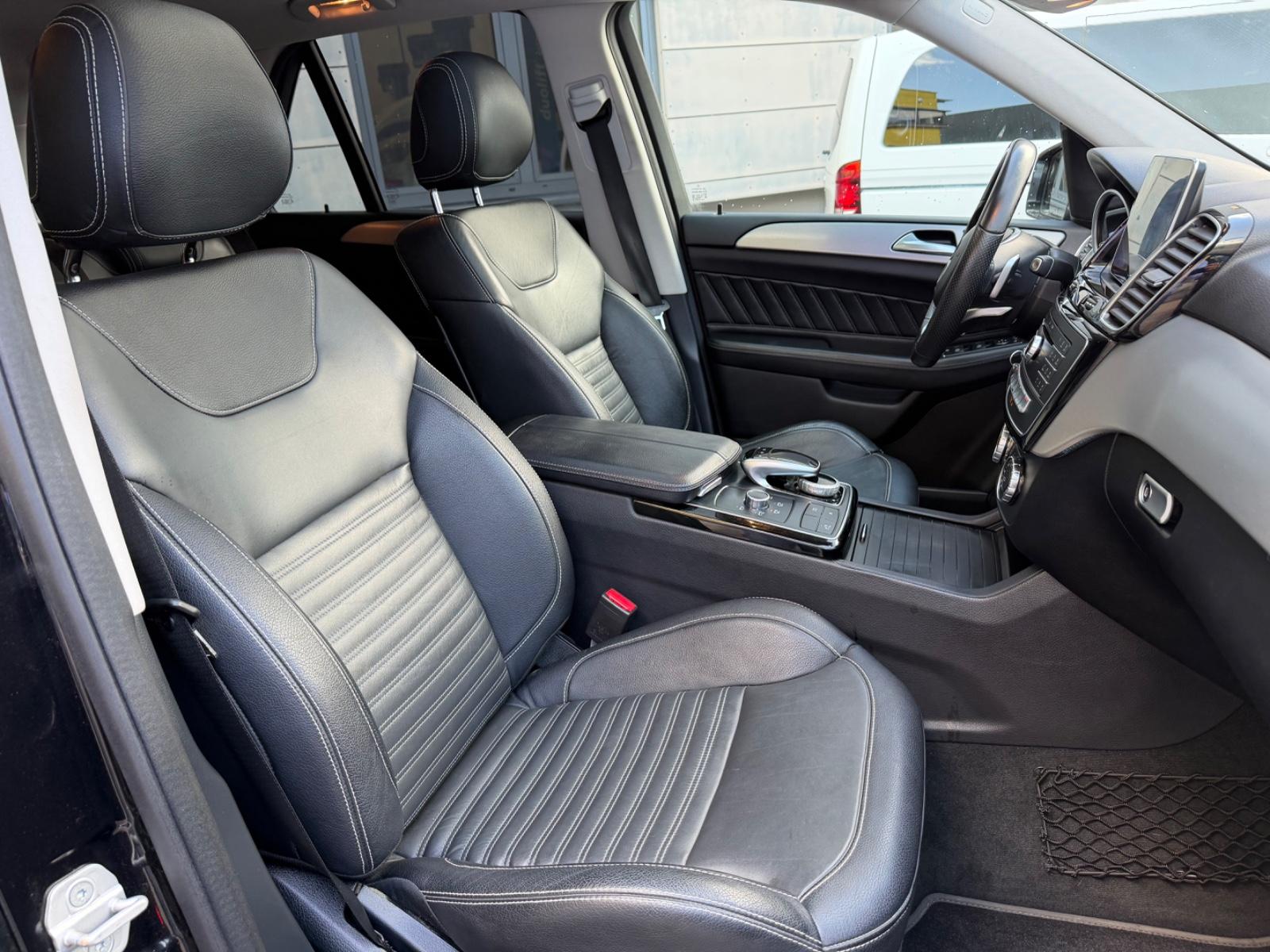 Mercedes-Benz GLE 350 d 4Matic AMG/LEDER/NAVI/LED/AHK/