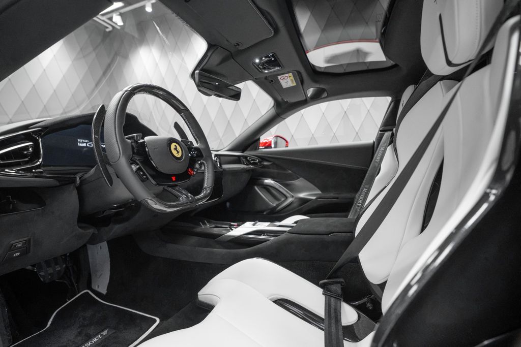 12 Cilindri MANSORY FULL CARBON - Bild 16