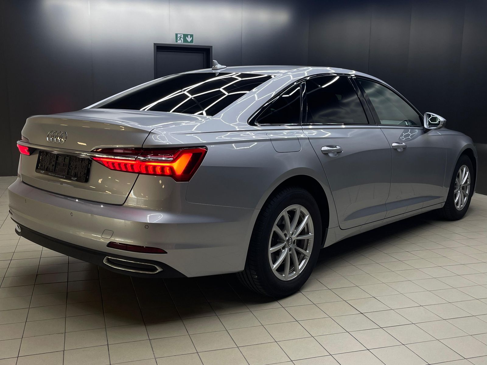 Fahrzeugabbildung Audi A6 40 TDI S-Tr. VIRTU+MATRIX+NAVI+SHZ+TEMP+AHK+