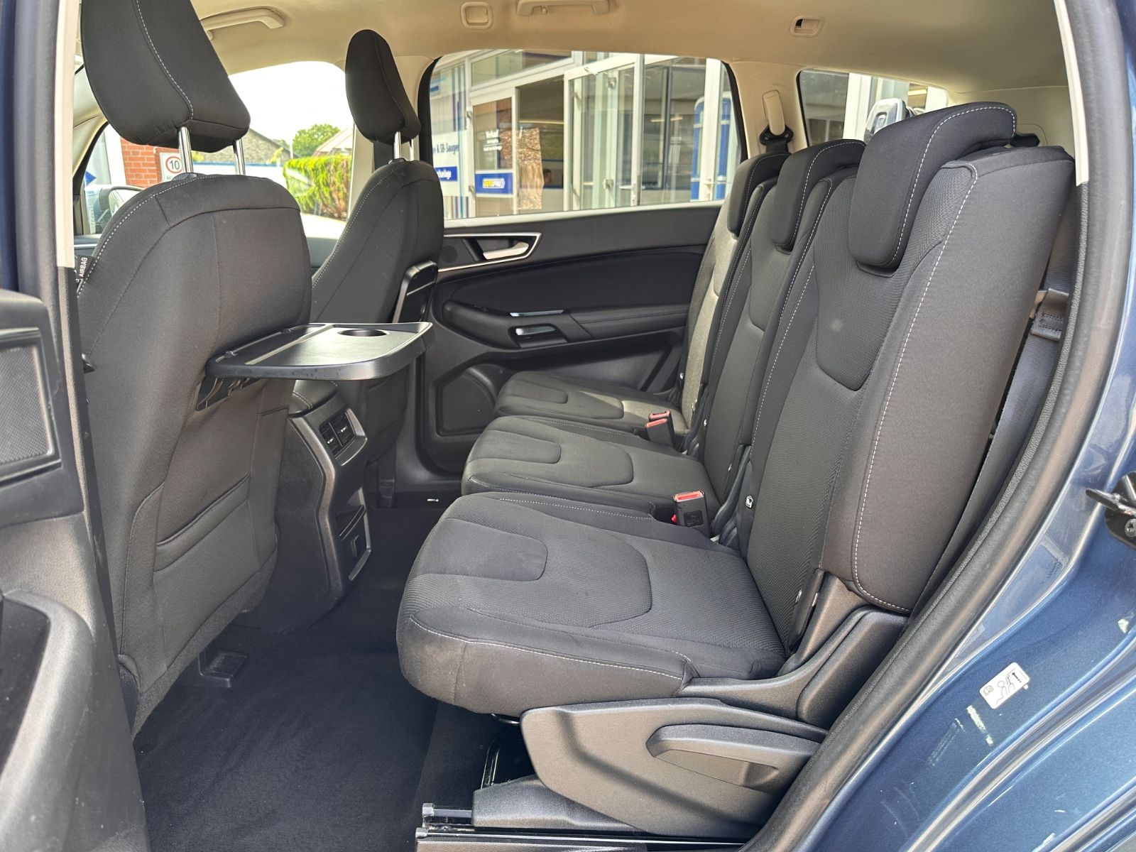 Fahrzeugabbildung Ford S-Max 1.5 EB Titanium 7-Sitz/LED/KeyFree/RFK/PDC