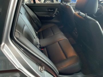 BMW 320 - 7