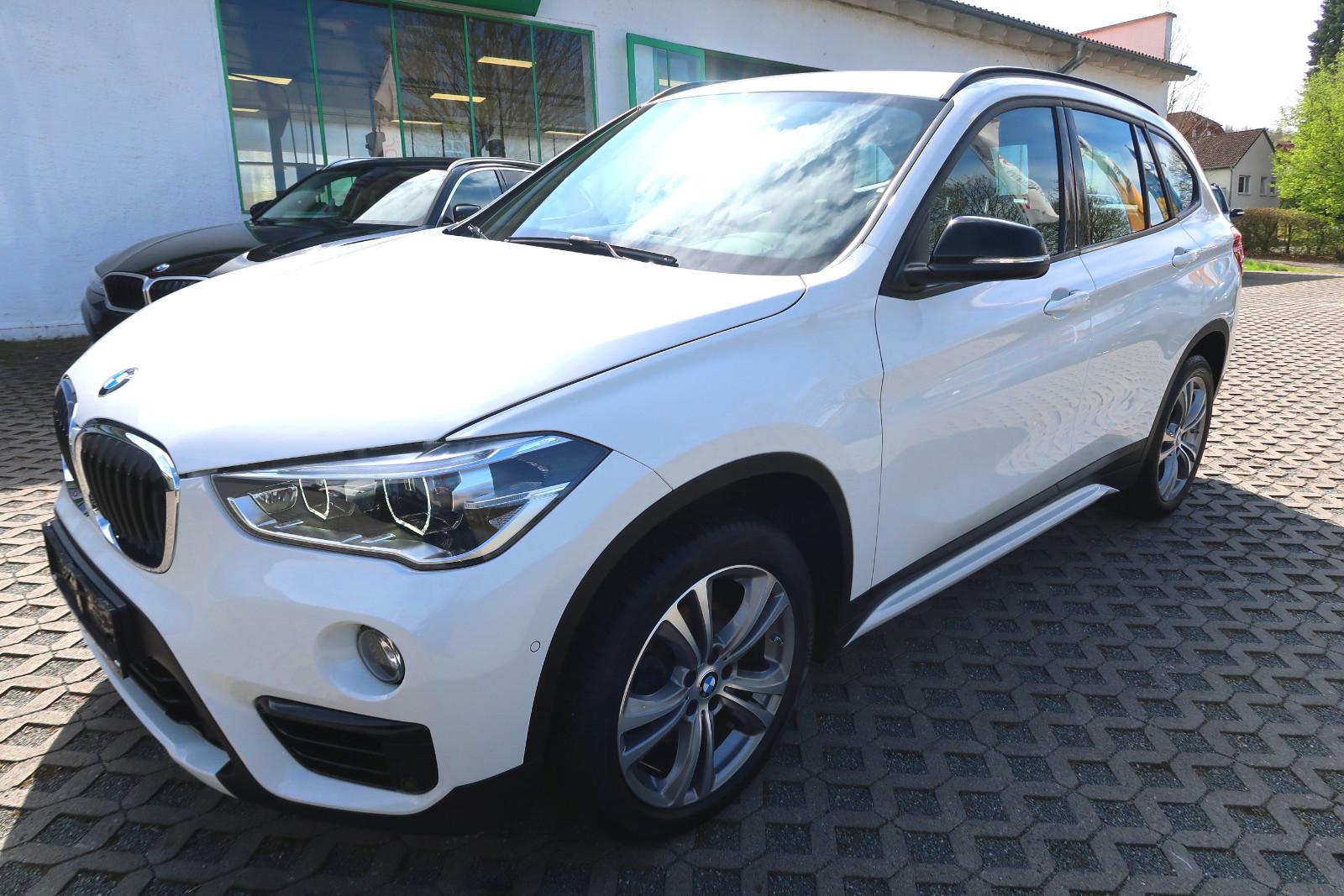 BMW X1sDr18i"SportLine"18"LED"Navi"AHK"Sitzh"2PDC1Hd