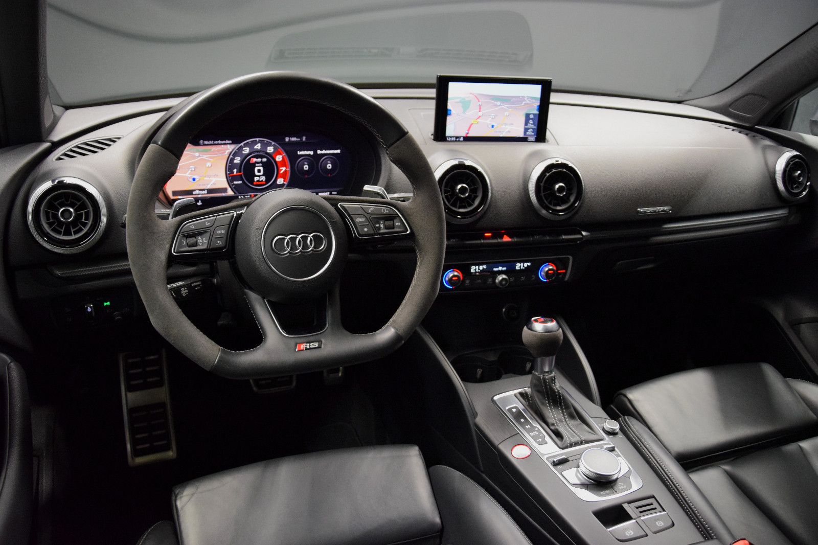Fahrzeugabbildung Audi RS3 Lim. quattro ACC Virtual LED Kamera RS-Sitze