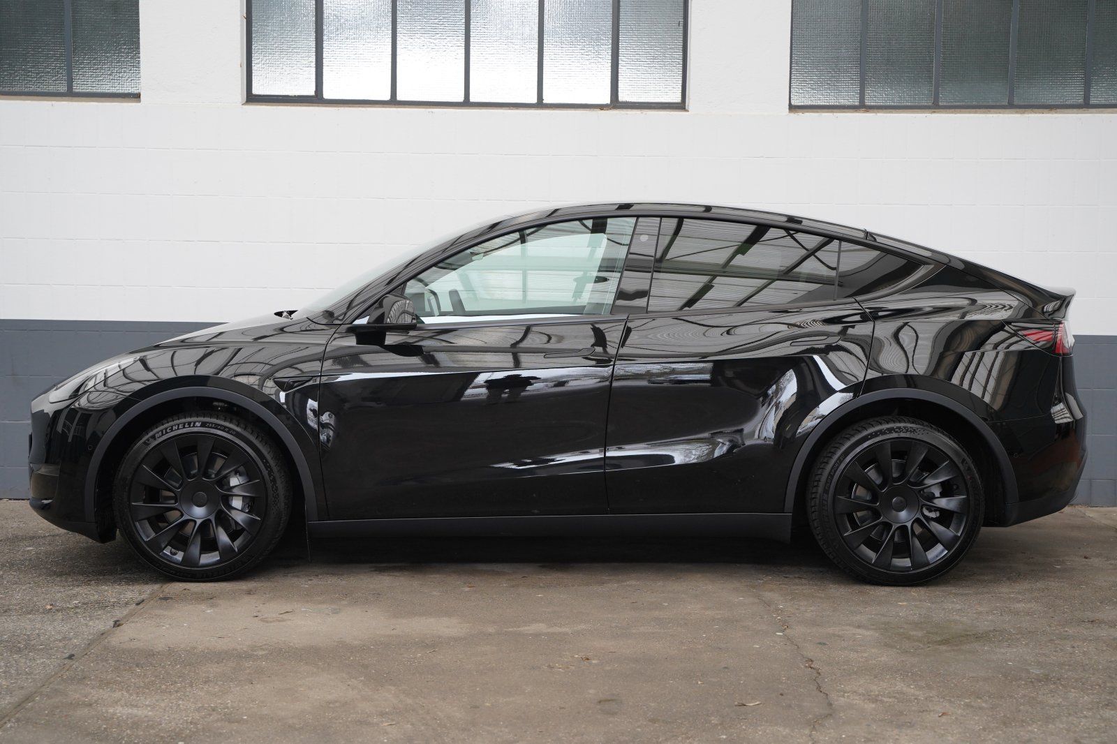Tesla Model Y Long Range AWD *20-Zoll*Mwst. ausweisbar imagem 3