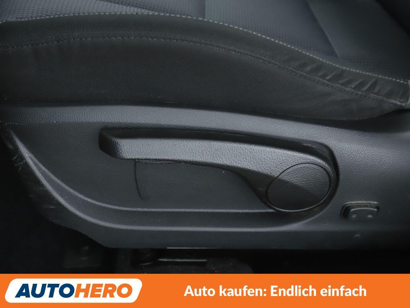 Hyundai i30 1.4 Comfort *NAVI*TEMPO*PDC*SHZ*ALU*KLIMA*