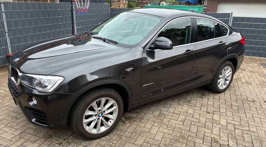 Image of BMW X4