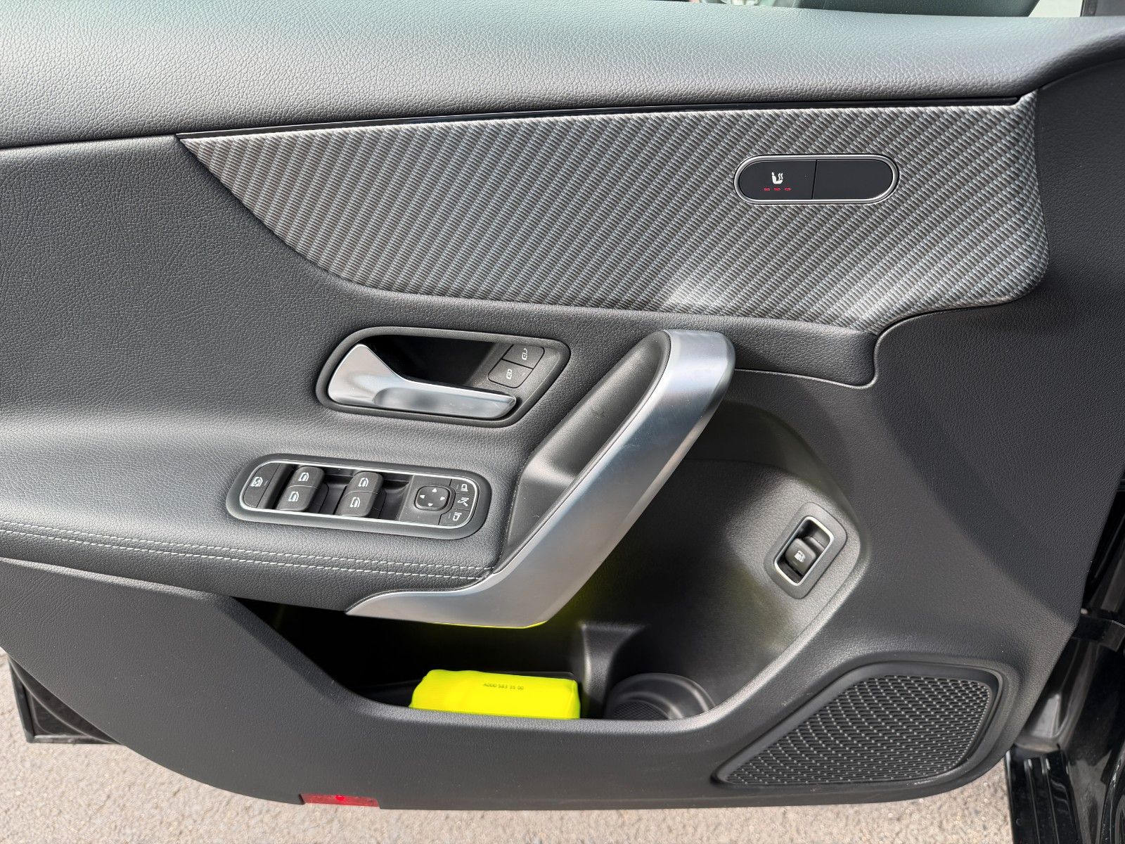 Fahrzeugabbildung Mercedes-Benz A 250 e Progressive AHK+R-Kamera+Carplay+WinterP