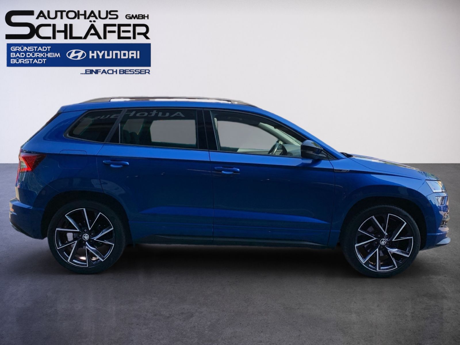 Fahrzeugabbildung SKODA Karoq 2.0 TSI DSG Sportline 4x4 OPF Pan.Dach
