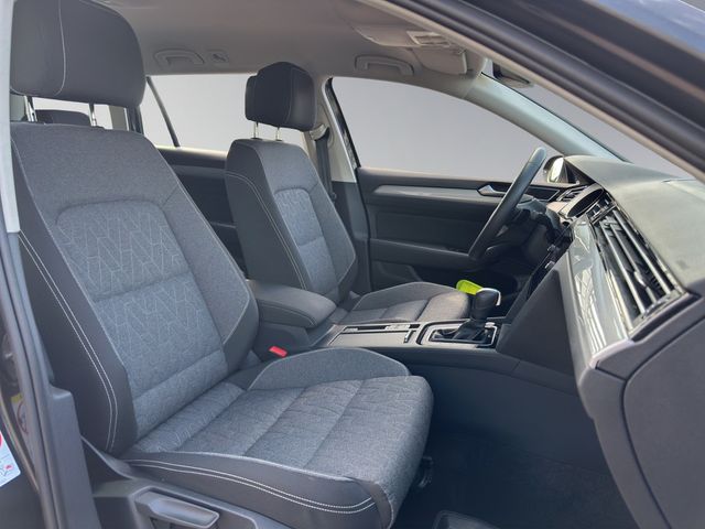 Passat Variant 1.5 TSI Business DSG FACEL. LED
