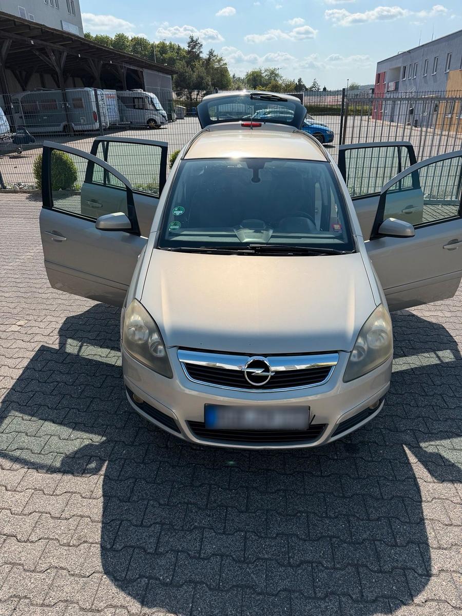 Opel Zafira