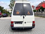 Volkswagen T4 Hochdach 9 Sitze behindertengerecht - gebrauchte VW T4 aus dem Jahr 1997