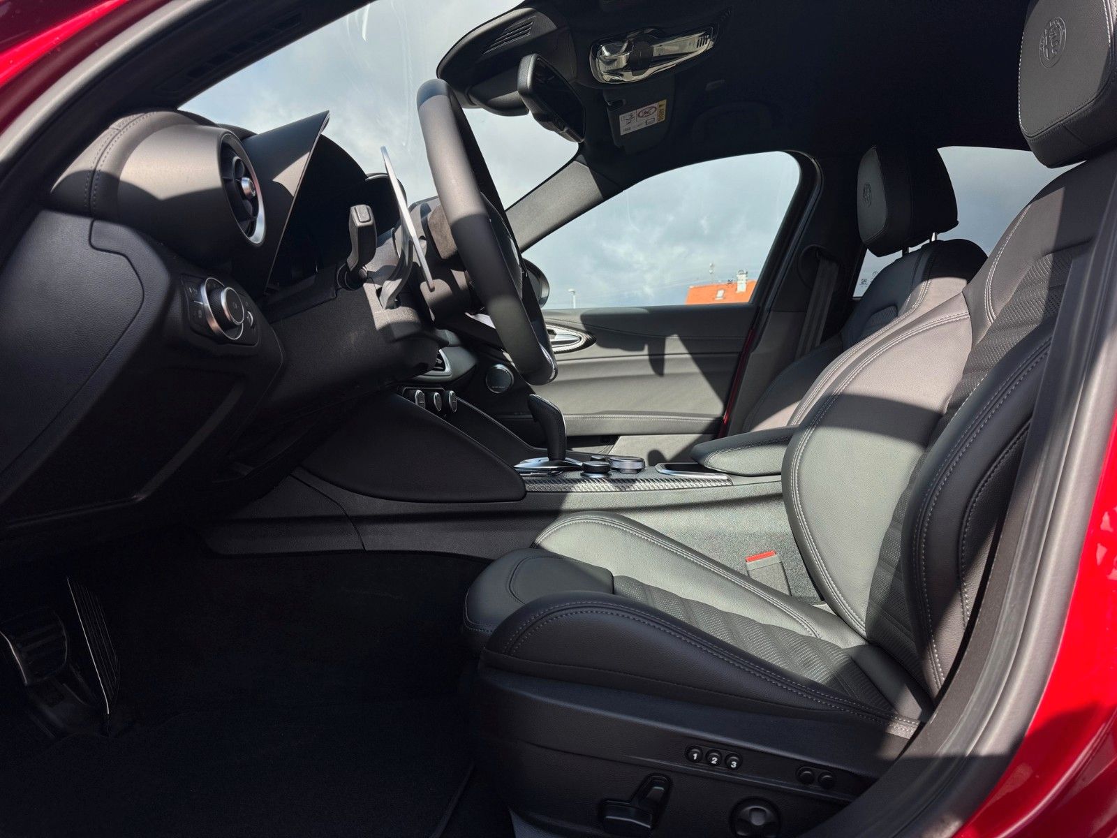 Fahrzeugabbildung Alfa Romeo Giulia 2.9 V6 Quadrifoglio Techpak. 19", Etna