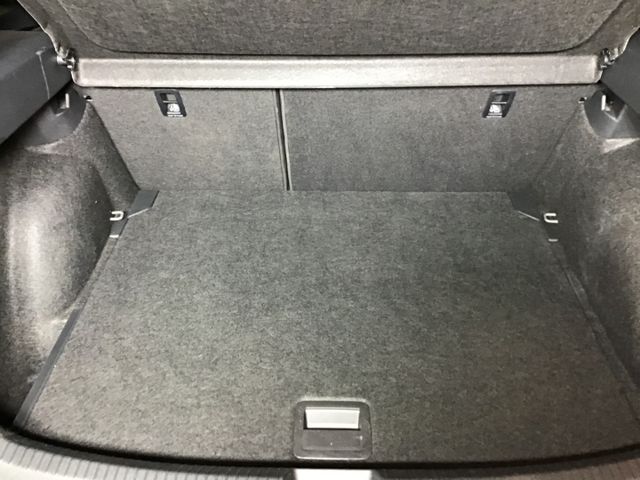 Fahrzeugabbildung Volkswagen Taigo R-Line 1.5 TSI  DSG/ACC/Navi/AHK/LED/DAB