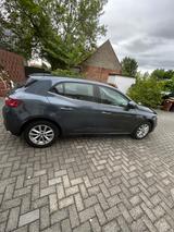 Renault Megane ENERGY TCe 130 Intens Intens - Renault Megane Gebrauchtwagen in Leipzig