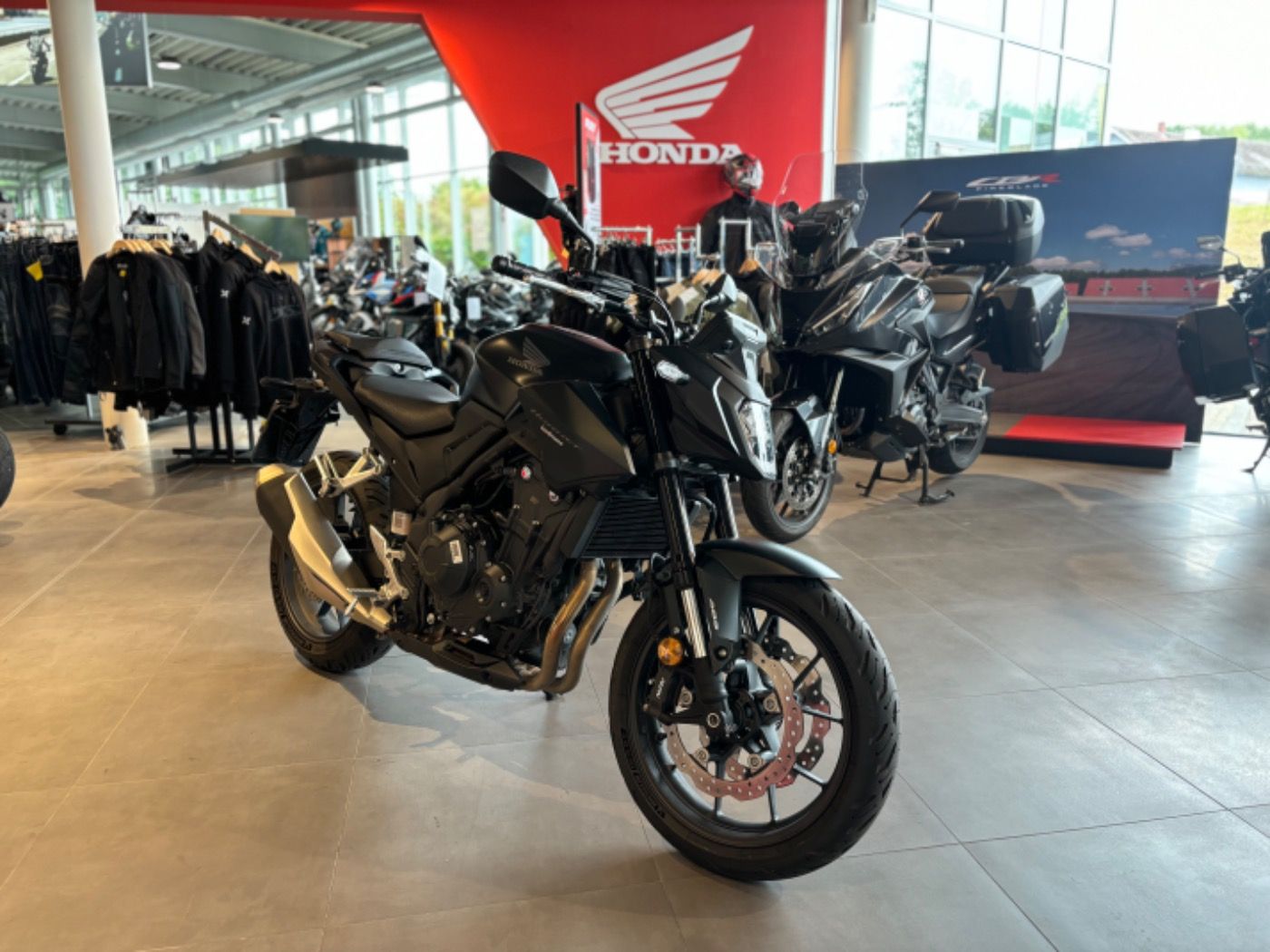 Fahrzeugabbildung Honda CB 500 Hornet 2025