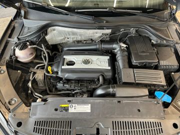 Volkswagen Tiguan Sport & Style 4Motion *2. Hand*Klima*PDC*