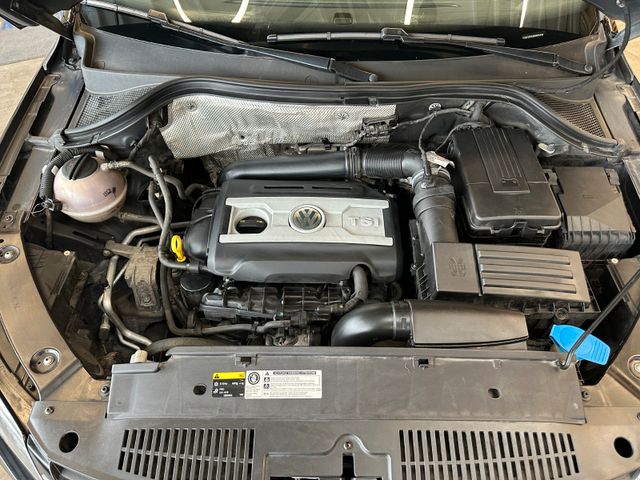 Volkswagen Tiguan Sport & Style 4Motion *2. Hand*Klima*PDC*