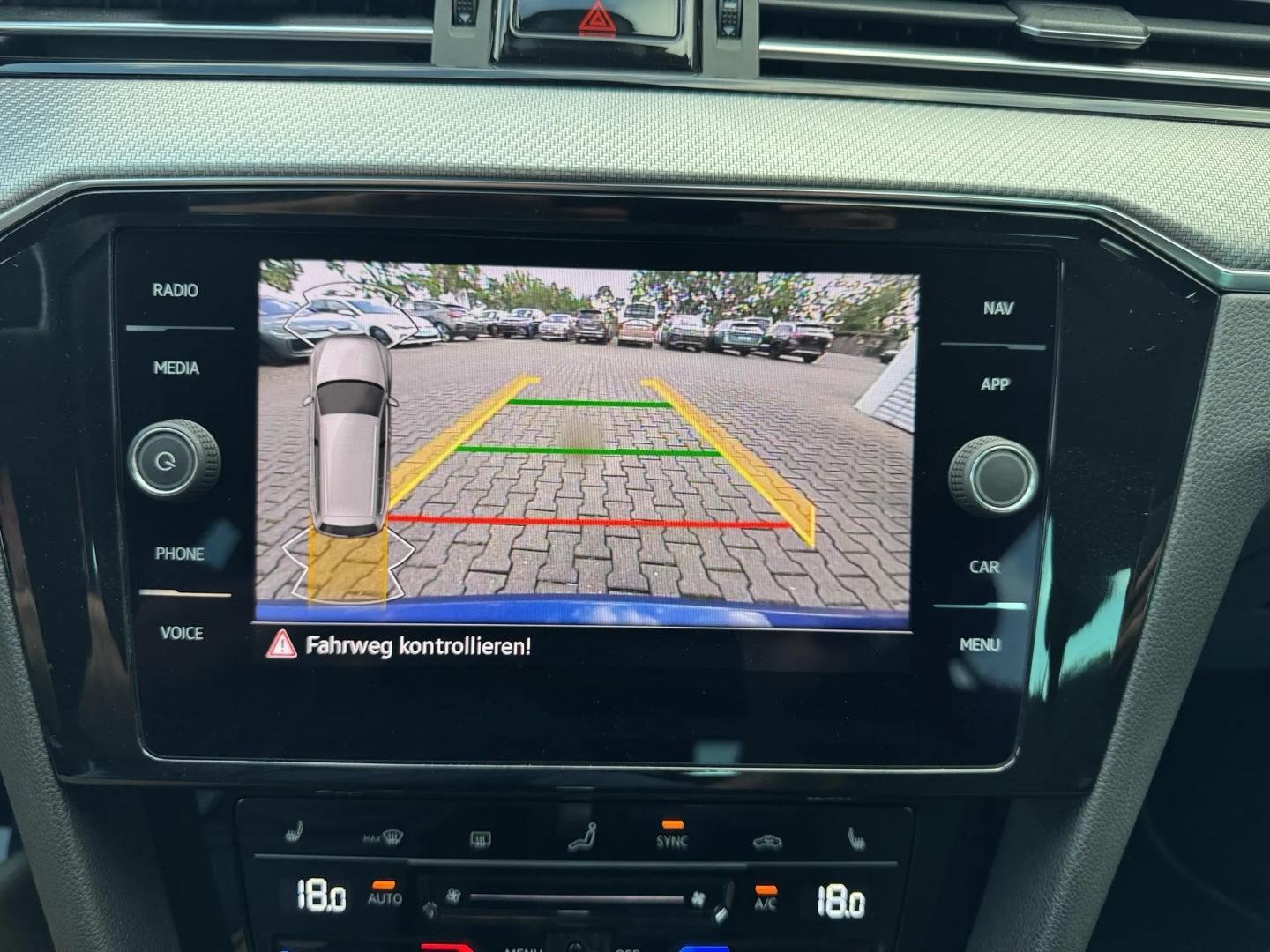 Volkswagen Passat 2.0 TDI R-LINE *LED*NAVI*DCC*, миниатюра 18