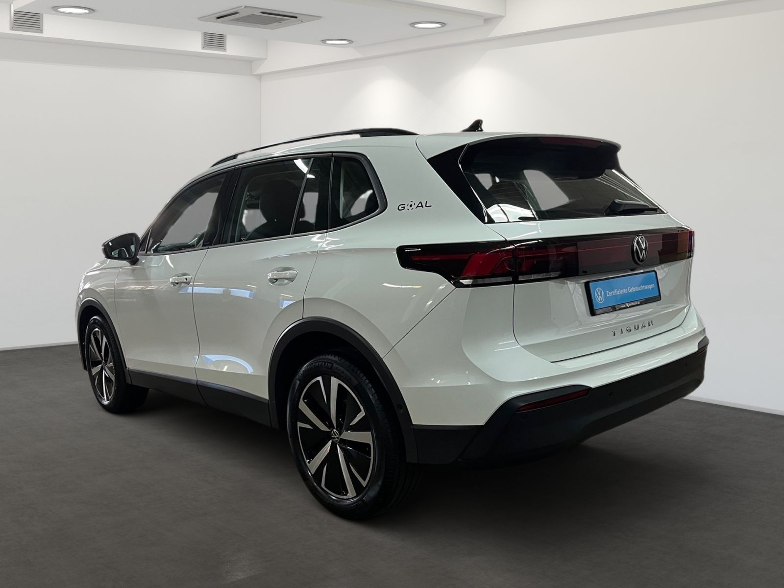 Volkswagen Tiguan GOAL 2,0 TDI DSG Navi AHK RFK foto 5