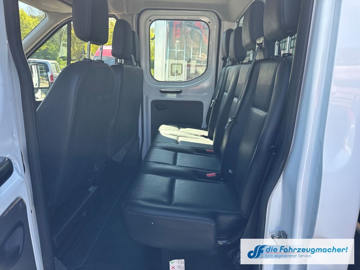 Fahrzeugabbildung Ford Transit Pritsche 4X4 350 Allrad DOKA Trend AHK D