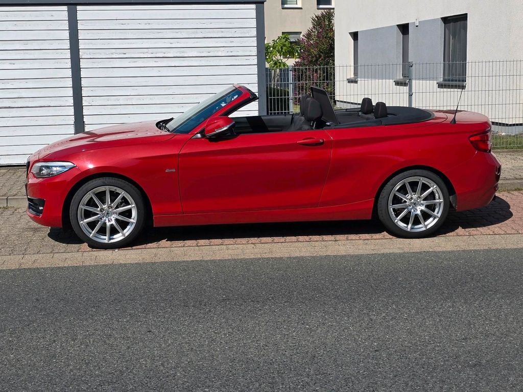 Image of BMW 218