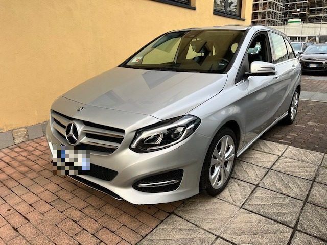 Mercedes-Benz MERCEDES-BENZ B 180 d Automatic Premium