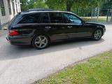 Mercedes-Benz E 320 CDI T AVANTGARDE Avantgarde