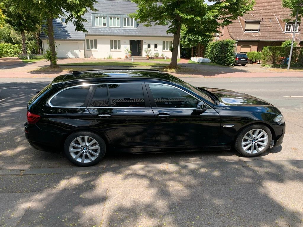 Image of BMW 520