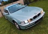 BMW E39 528i - BMW 528: E39 528i