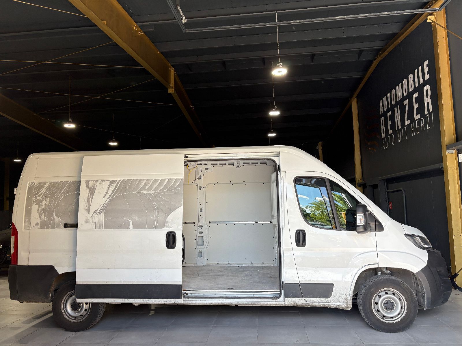 Fahrzeugabbildung Fiat Ducato/L4H2 RS: 4035 mm/KAMERA/APPLE/NAVI/3-SITZ