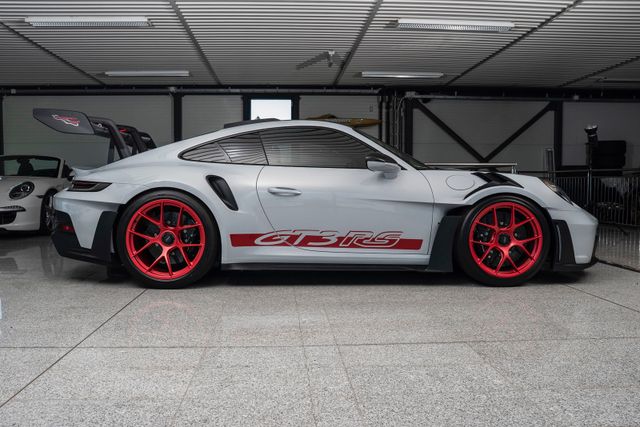 Porsche 992 GT3 RS Weissach Clubsport PCCB Magnesium