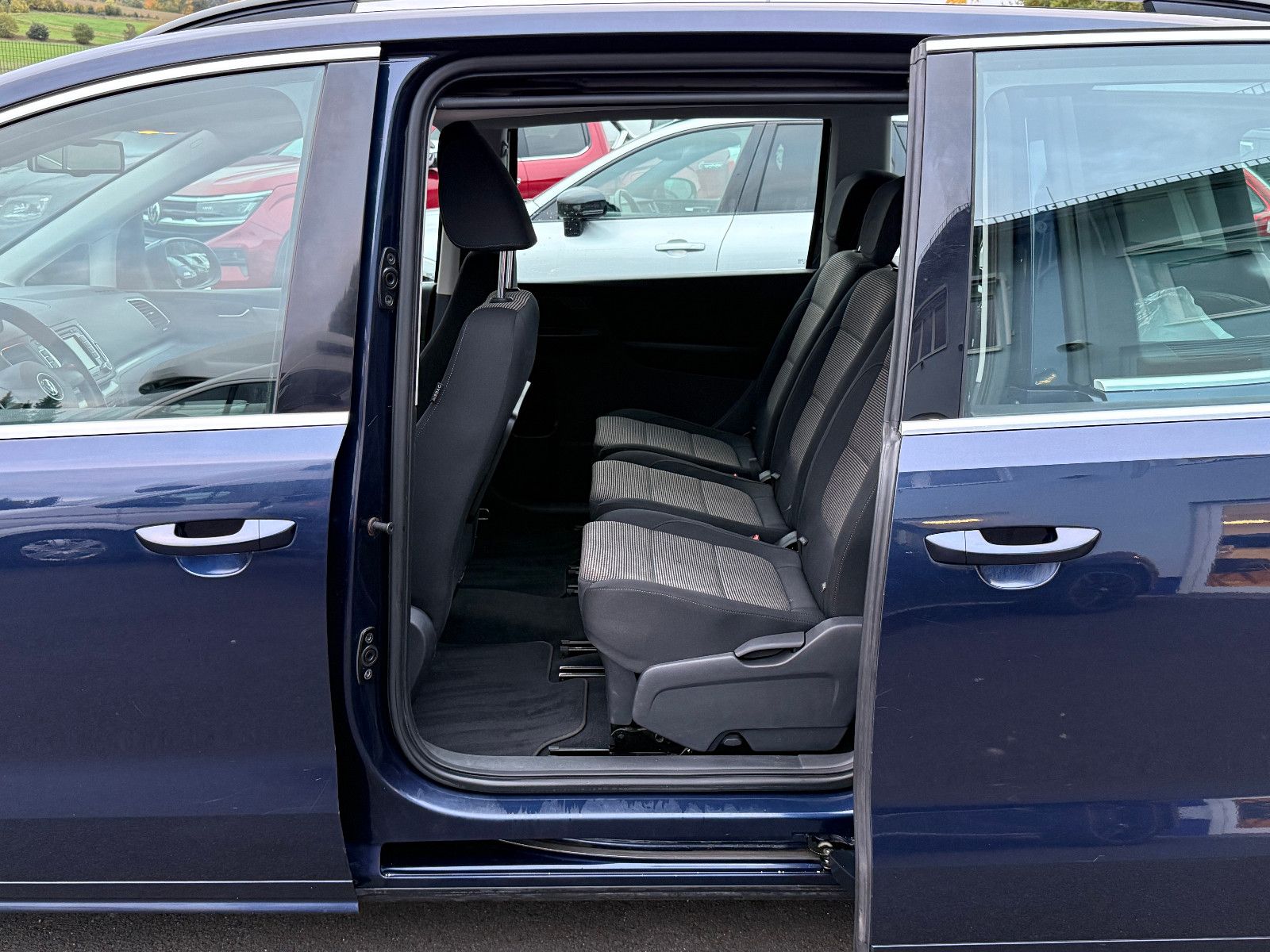 Fahrzeugabbildung Volkswagen Sharan Comfortline BMT DSG Navi Kamera SHZ Klima