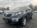 Kia Sportage Spirit 4WD,Navi,Leder,Xenon,Autom,SHZ - Kia Sportage aus 2011 mit Diesel-Antrieb