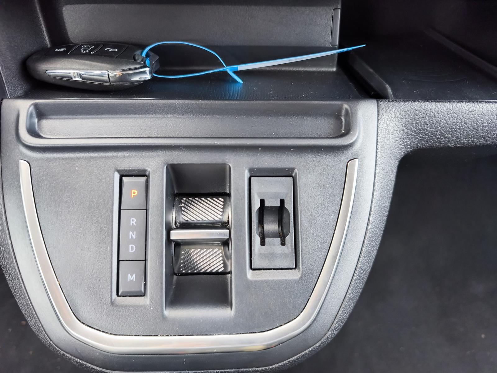 Toyota Proace Verso 2,0 Team-D Autom. *SHZ NAVI LHZ*