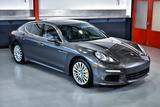 Porsche Panamera E-Hybrid S Sedan 3,0L V6 - Porsche Panamera: V6