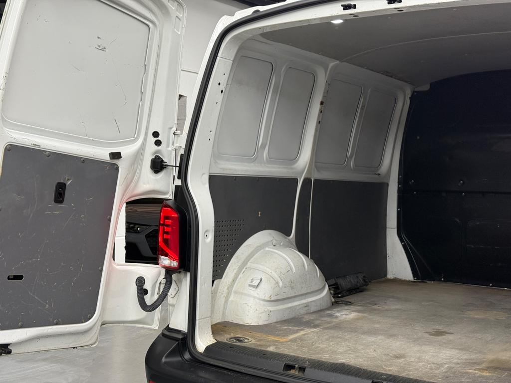 Volkswagen T6 Transporter 2.0 TDI, Foto 7 von 40
