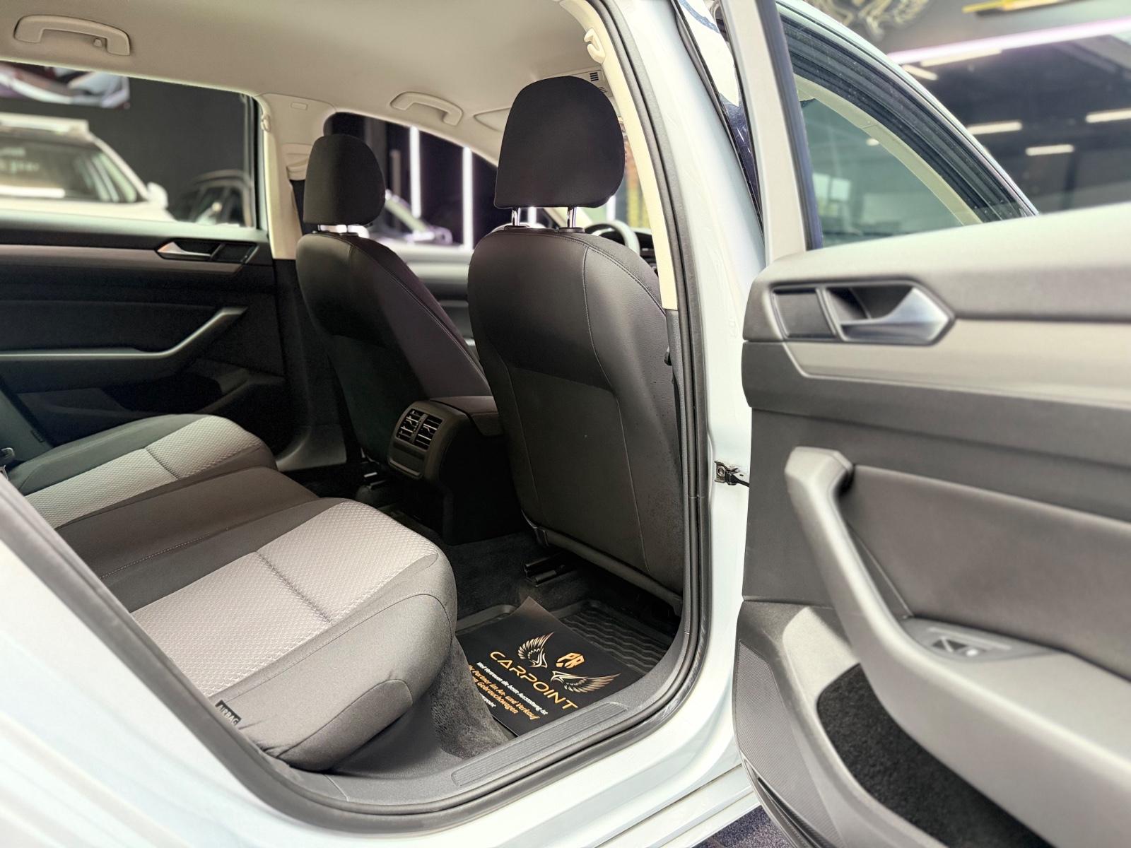 Volkswagen Passat Variant Trendline 2.0TDI/Navi/Aut./BT