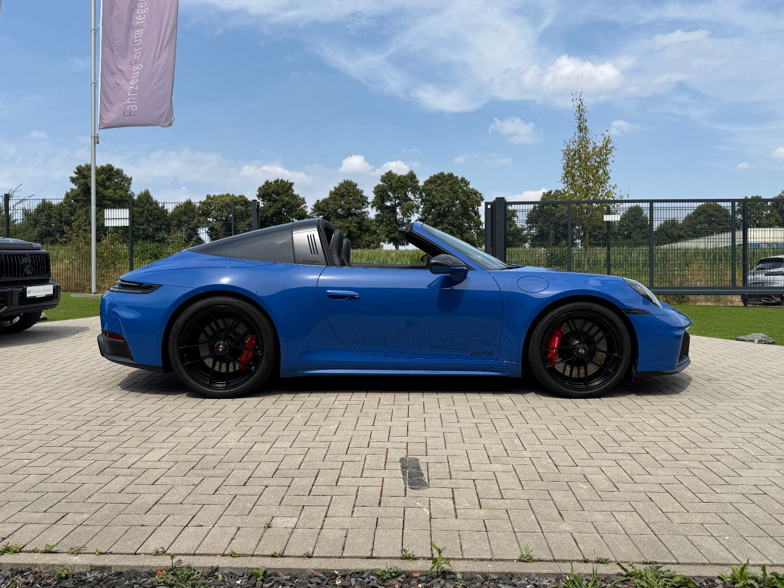 Fahrzeugabbildung Porsche 992.2/911 Targa 4 GTS-18Wege-Lift-BOSE-Steuer!