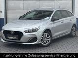 Hyundai i30 cw Select Navi PDC Kamera - Hyundai i30: Select