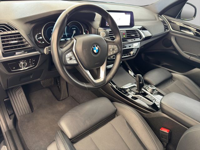 Fahrzeugabbildung BMW X3 xDrive 20d xLine+LED+Kamera+Stop&Go+AHK