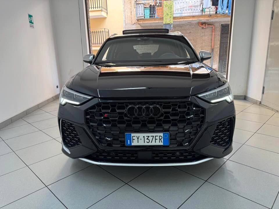 Audi Q3 RS quattro S tronic 2020 con Tetto Aprib imagem 2